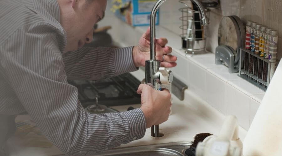Expert burst pipe repair services in Hustle, VA